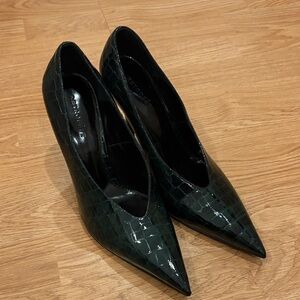 Retrofete Dark Green Croc-Embossed Heels